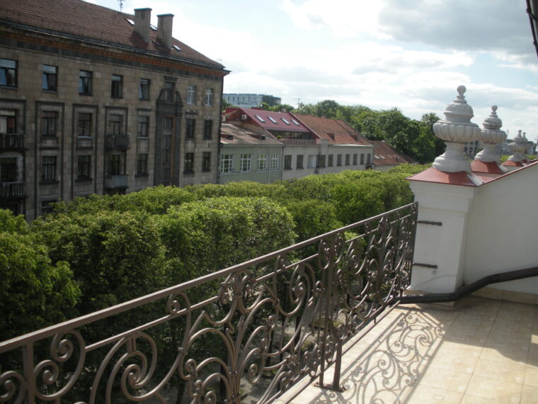 Žvilgsnis į Kauno geštalto studijų centrą